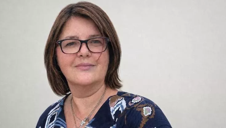 Tumore ovarico, la storia di Maria Teresa: “Non ignorate i sintomi che persistono”